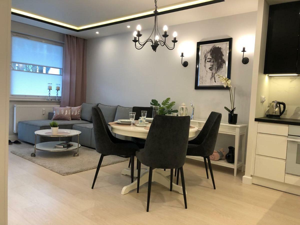 Apartament Blizej Morza Sorrento Z Garazem Kolobrzeg Ngoại thất bức ảnh